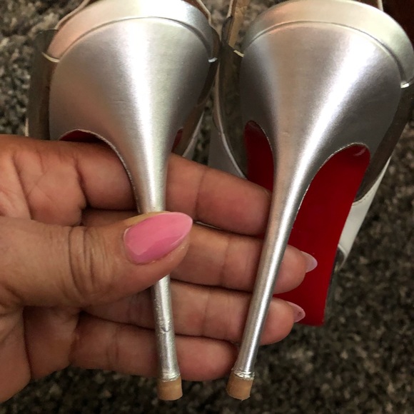 SOLD..Authentic Christian Louboutin Shoes - Picture 5 of 8